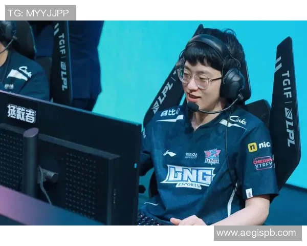 和平精英热点分析：LNG战队进攻策略深度解读与战术解析